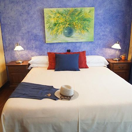 Hotel Tikar Гаруча Екстериор снимка