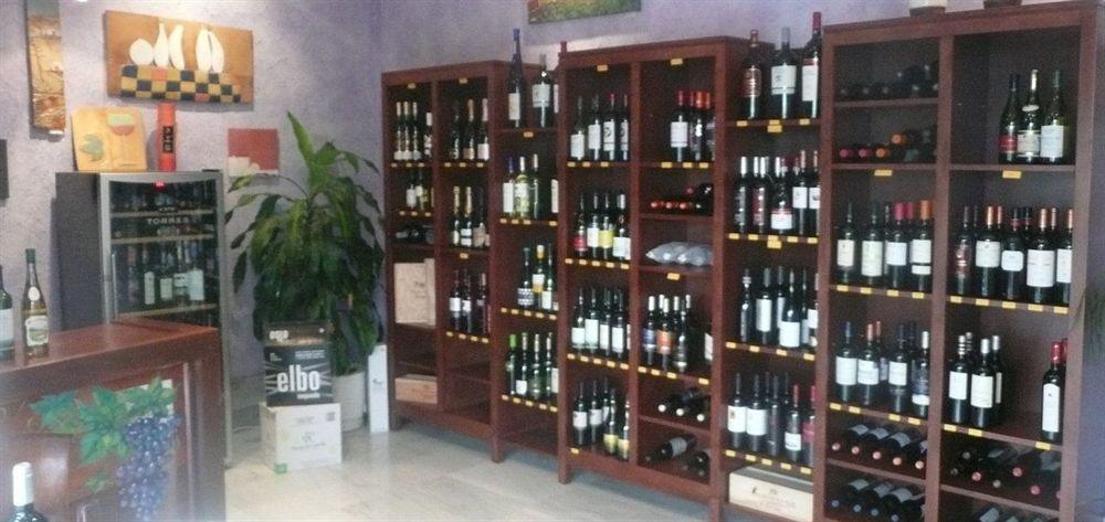 Hotel Tikar Гаруча Екстериор снимка