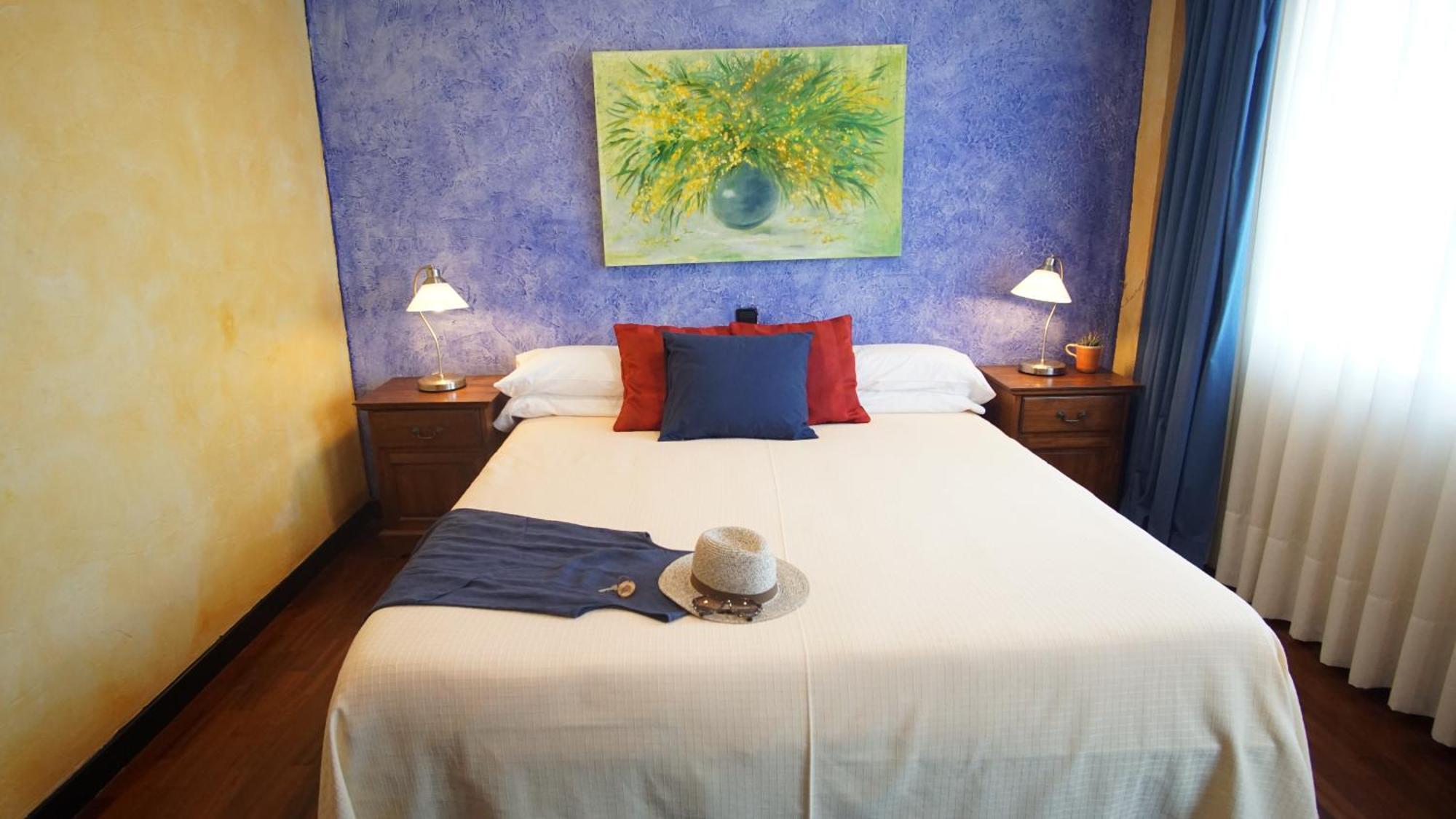 Hotel Tikar Гаруча Екстериор снимка
