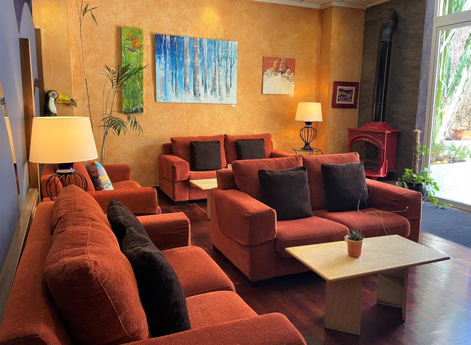 Hotel Tikar Гаруча Екстериор снимка